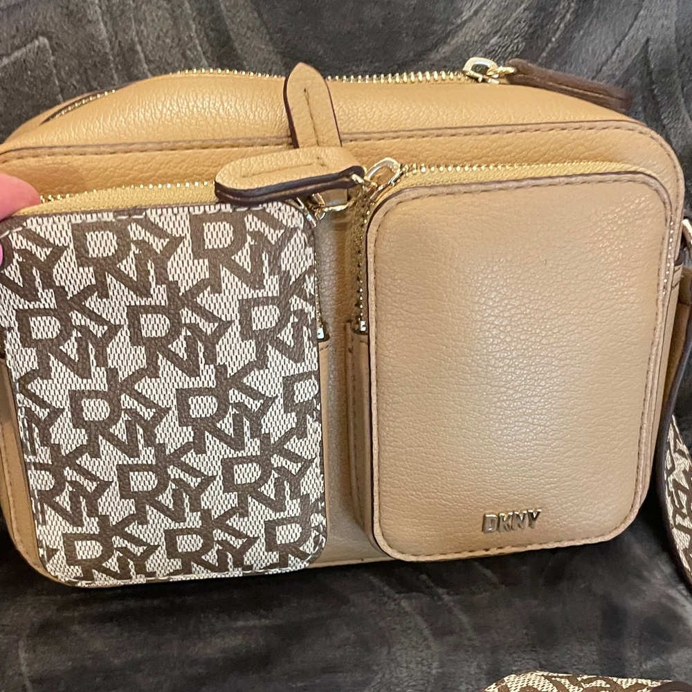 DKNY Beige and Brown Logo Shoulder Bag - Picture 3 of 5